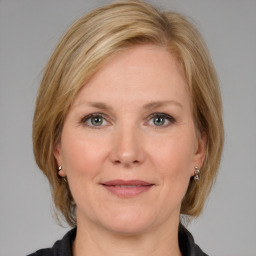Emiliya Somaya